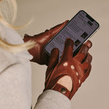 Alexis (cognac) - Klassieke lamsleren autohandschoen met touchscreen-functie