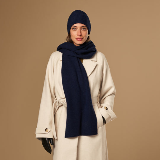 Charlie (marine blauw) - Premium sjaal van zachte Merino wol (unisex)
