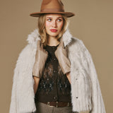 Emma (taupe) – Extra lange dameshandschoenen van schapenleer met luxe kasjmier voering en touchscreen-functie