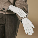 Ivy (wit) – Dames handschoenen van nappaleer met kasjmier-wol voering en touchscreen-functie