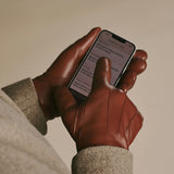 Jasmine (bruin) – Dames handschoenen van lamsleer met luxe konijnenbont voering en touchscreen-functie