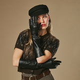 Rosemary (zwart) – Extra lange dames handschoenen van lamsleer met zijden voering en touchscreen-functie