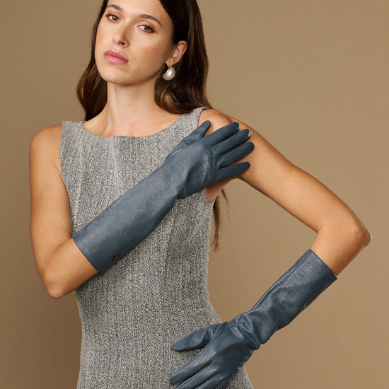 Women’s grey below-elbow leather gloves with smooth finish and fitted cuffs