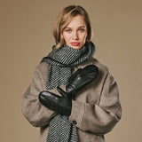 Veronica (zwart) – Dames wanten van lamsleer met faux fur voering en touchscreen-functie