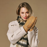 Veronica (camel) - Dames patchwork wanten van schapenleer met warme schapenvacht voering