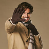 Winston (donkerbruin) – Heren handschoenen van nubuck leer met dikke PrimaLoft® voering en drukknoopsluiting